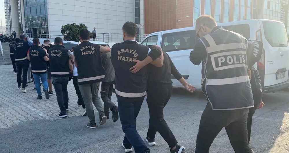 Polis uygulama noktalarını Whatsapp'tan paylaşan 13 kişiye gözaltı - 3