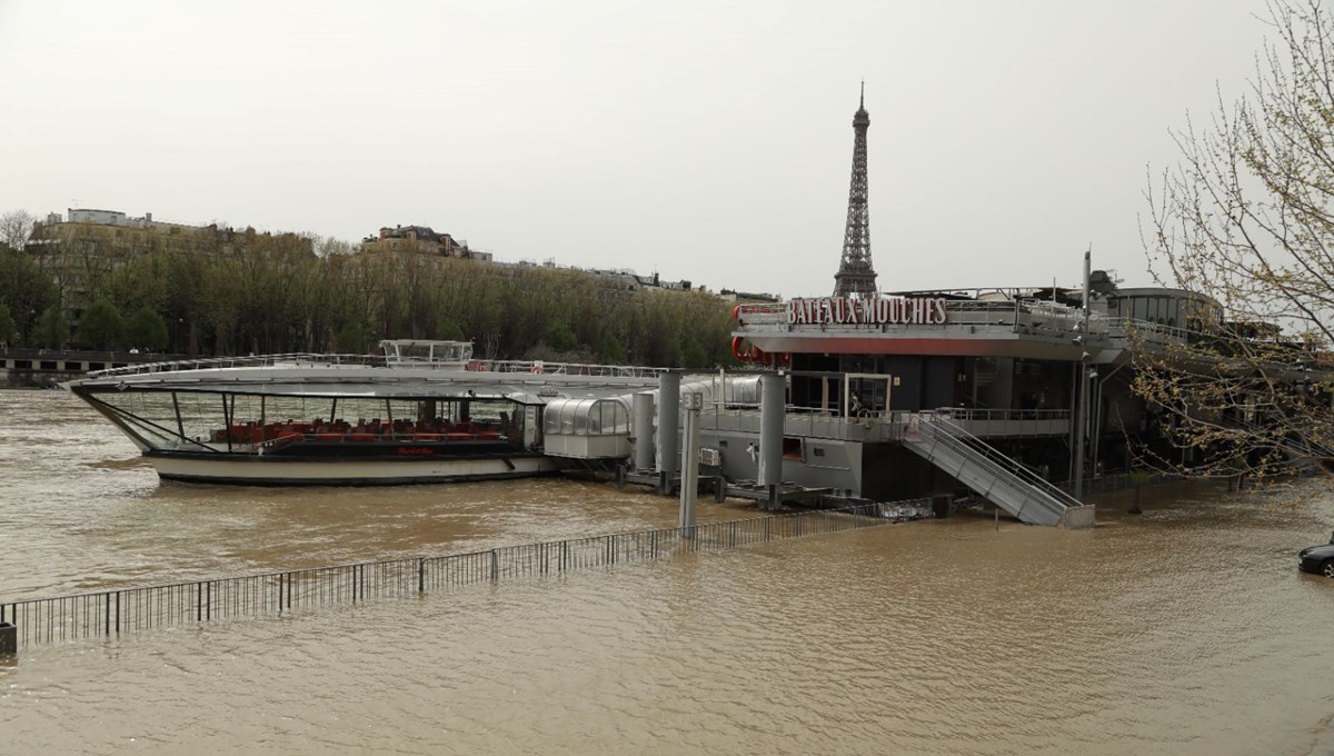 Paris Olimpiyatları öncesi Seine Nehri'nde kirlilik uyarısı