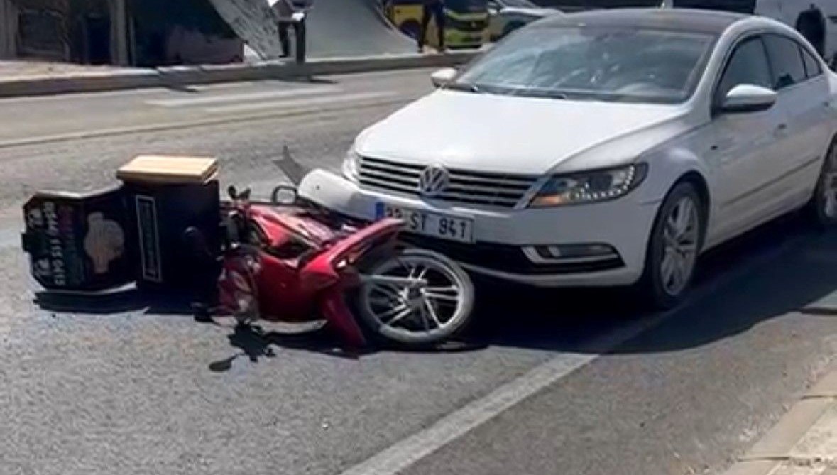 Mardin'de otomobil ile motosiklet çarpıştı