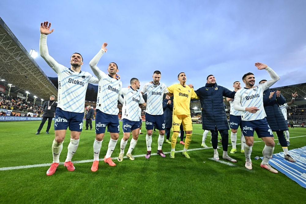 Fenerbahçe, Kasımpaşa'yı konuk ediyor: Muhtemel 11 - 4