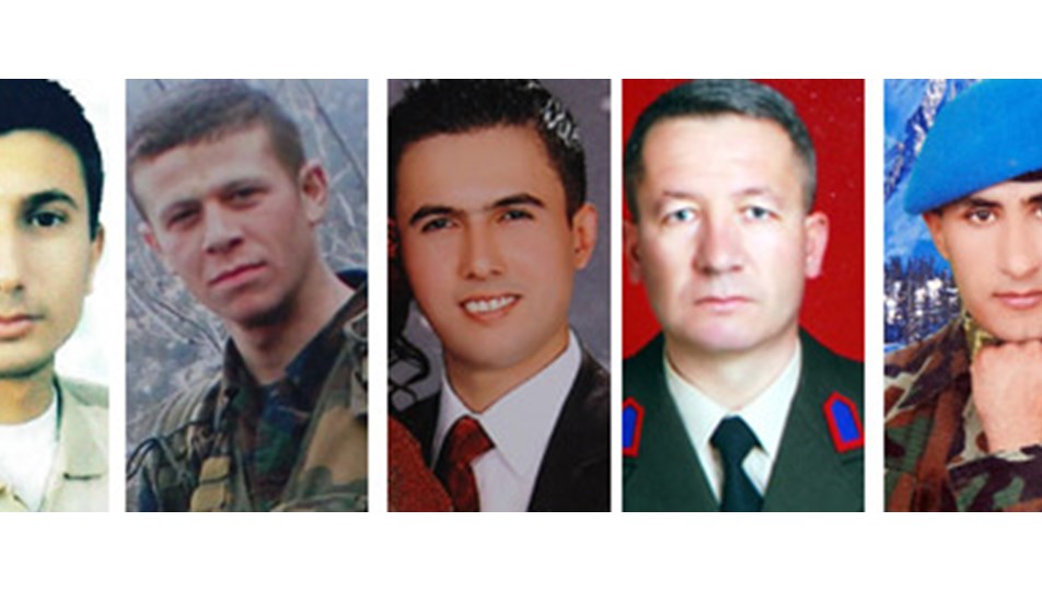 Hakkari'de askeri birliğe pusu: 10 şehit