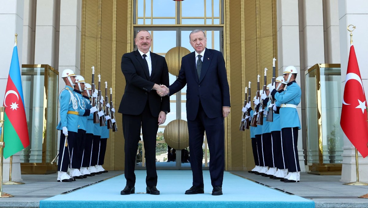 Azerbaycan Cumhurbaşkanı Aliyev, Türkiye’de | Beştepe’de Cumhurbaşkanı Erdoğan’la görüştü Azerbaycan Cumhurbaşkanı Aliyev, Türkiye’de | Beştepe’de Cumhurbaşkanı Erdoğan’la görüştü