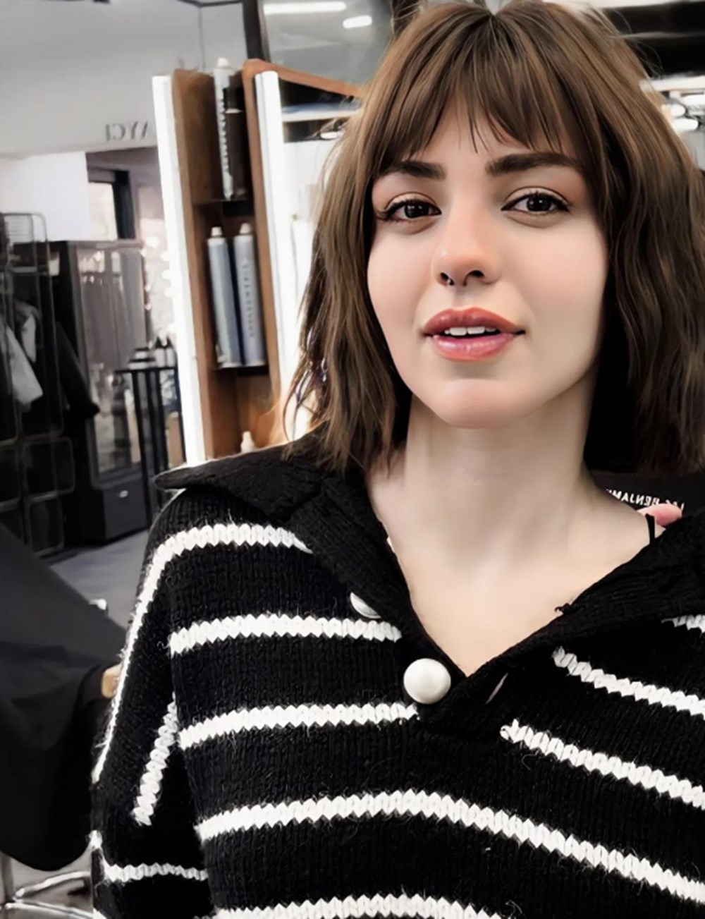 Hande Erçel yeni sineması için imaj tazeledi (Ünlülerin değişimi) 173