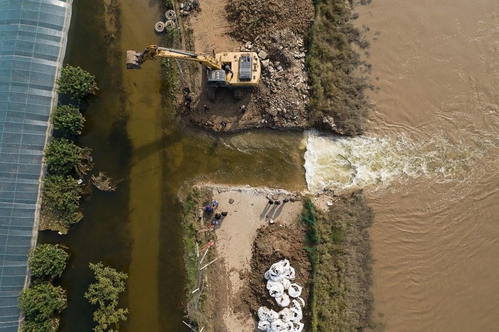 Çin'de sel felaketi: 15 can kaybı - 19