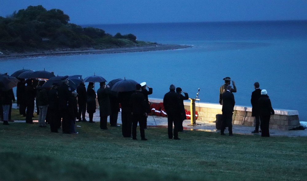 Anzak Koyu'nda sessiz "Şafak Ayini" - 3