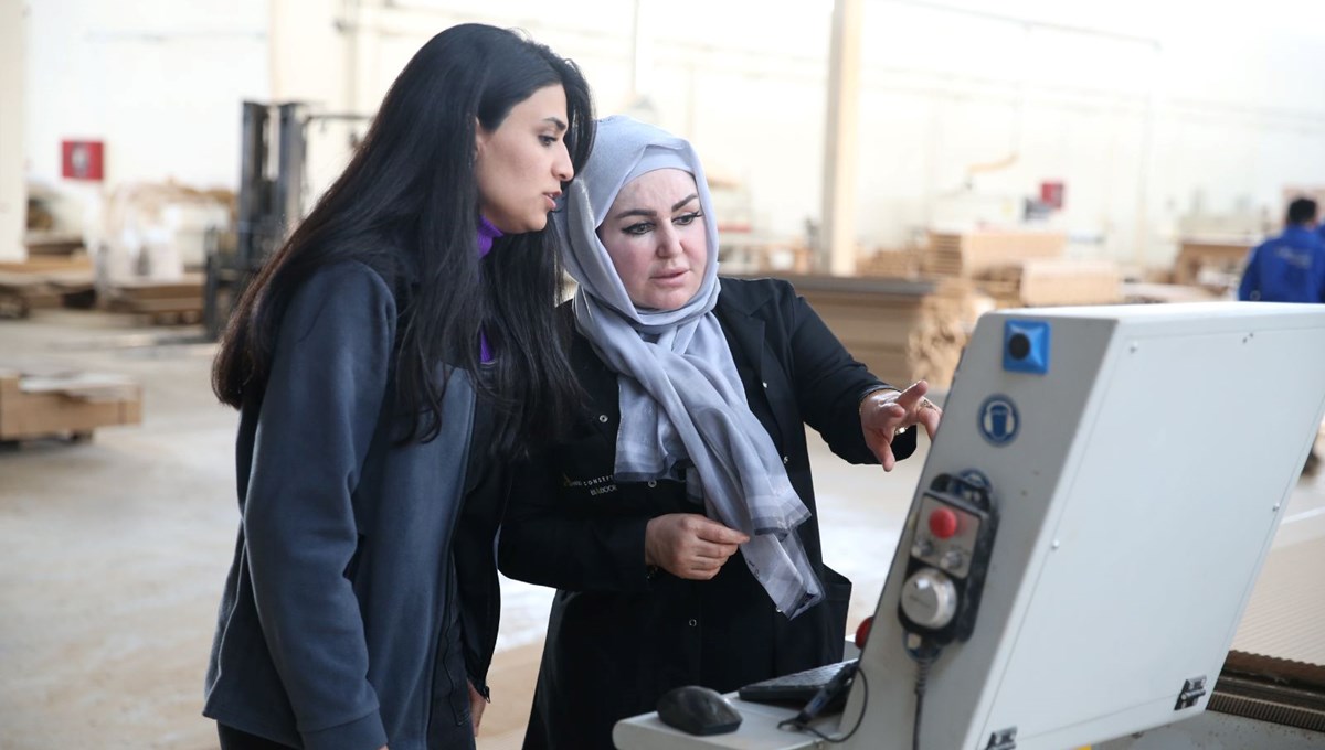 Kanseri yendi, fabrika kurdu: 3 çocuk annesi 100 kişiye istihdam sağlıyor