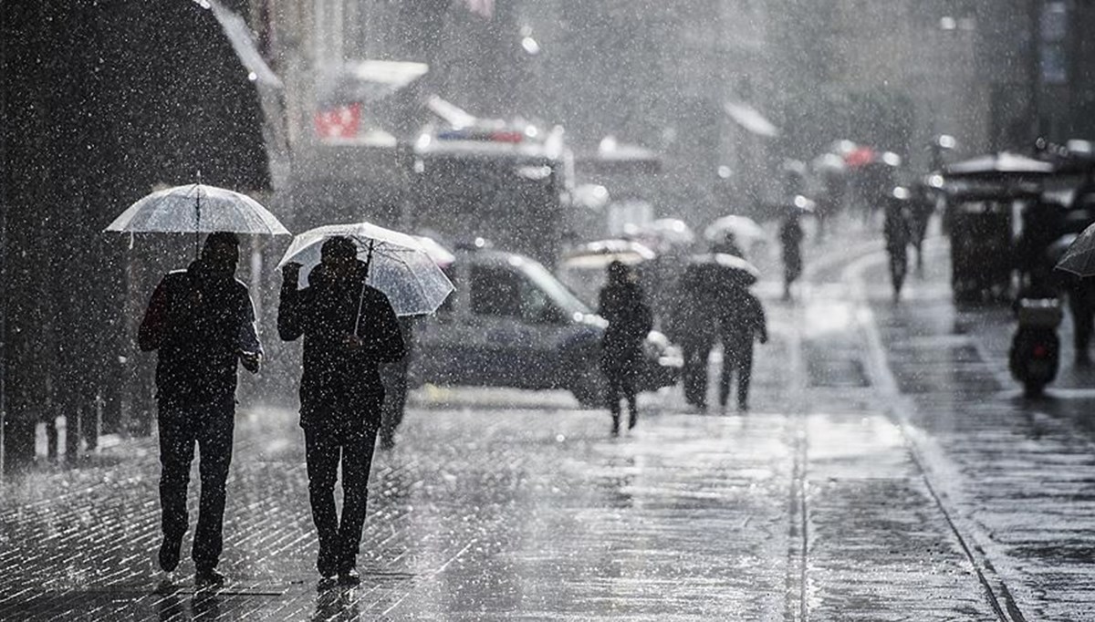 Hava durumu: Meteoroloji'den kuvvetli yağış uyarısı (Bugün hava nasıl olacak?)