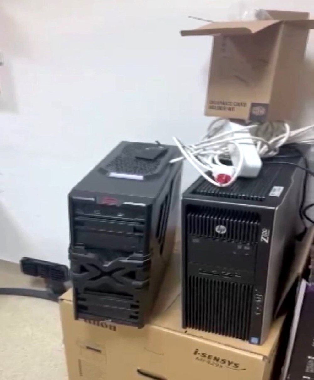 Üniversite hastanesinde profesöre 'gizli kamera' soruşturması - 3