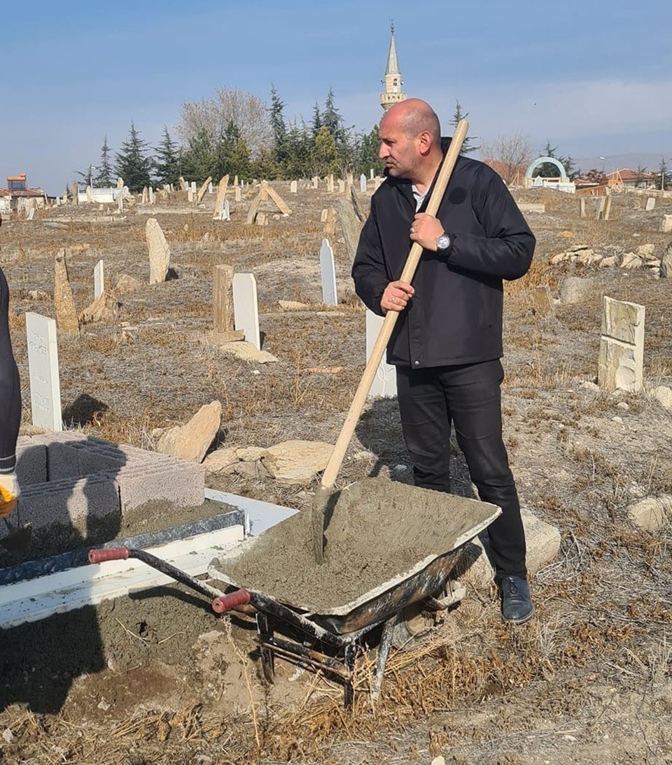 36 yıl sonra şehit sayılan jandarma erin mezarı yapıldı - 1