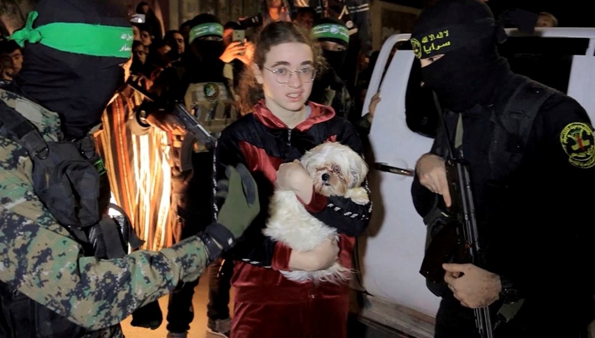 Hamas ile İsrail arasında 5'inci esir takası tamamlandı Hamas ile İsrail arasında 5'inci esir takası tamamlandı