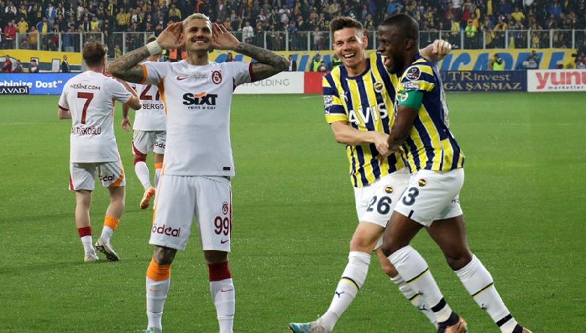 Süper Lig'de şampiyonluk düğümünü Galatasaray çözdü: 7 maç aynı saatte oynandı Süper Lig'de şampiyonluk düğümünü Galatasaray çözdü: 7 maç aynı saatte oynandı