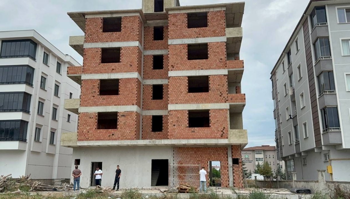 15 yaşındaki kız çocuğu ölü bulundu