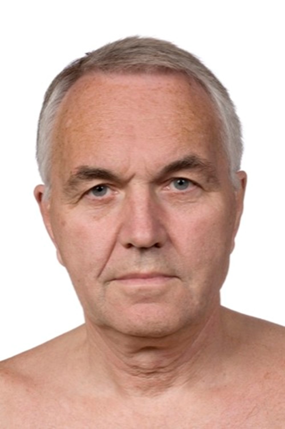 мужчина 60 лет фото на паспорт