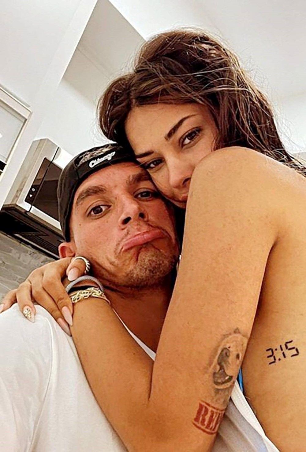 Lucas Torreira ile aşk yaşadığı iddia edilmişti: Duygu German'dan açıklama - 1