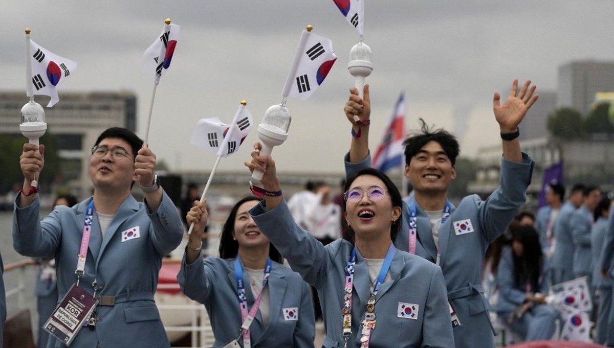 Paris Olimpiyatları'nda Güney Kore, Kuzey Kore olarak tanıtıldı: Seul'den tepki komiteden özür!