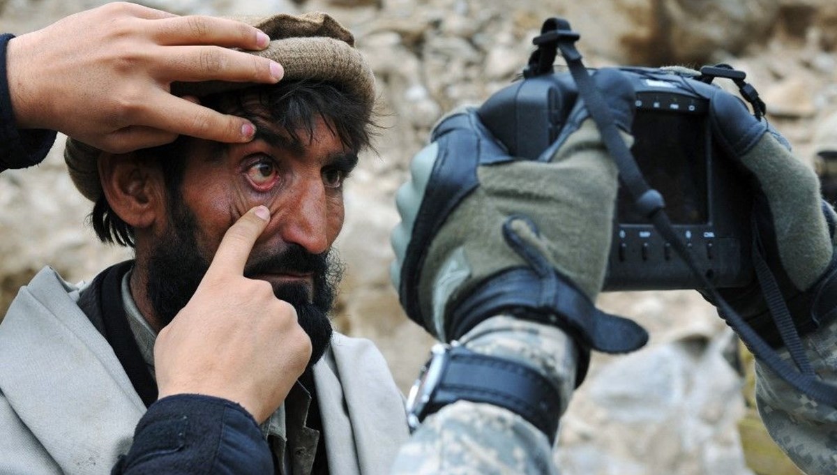Taliban, ABD ordusunun topladığı biyometrik verileri de ele geçirdi