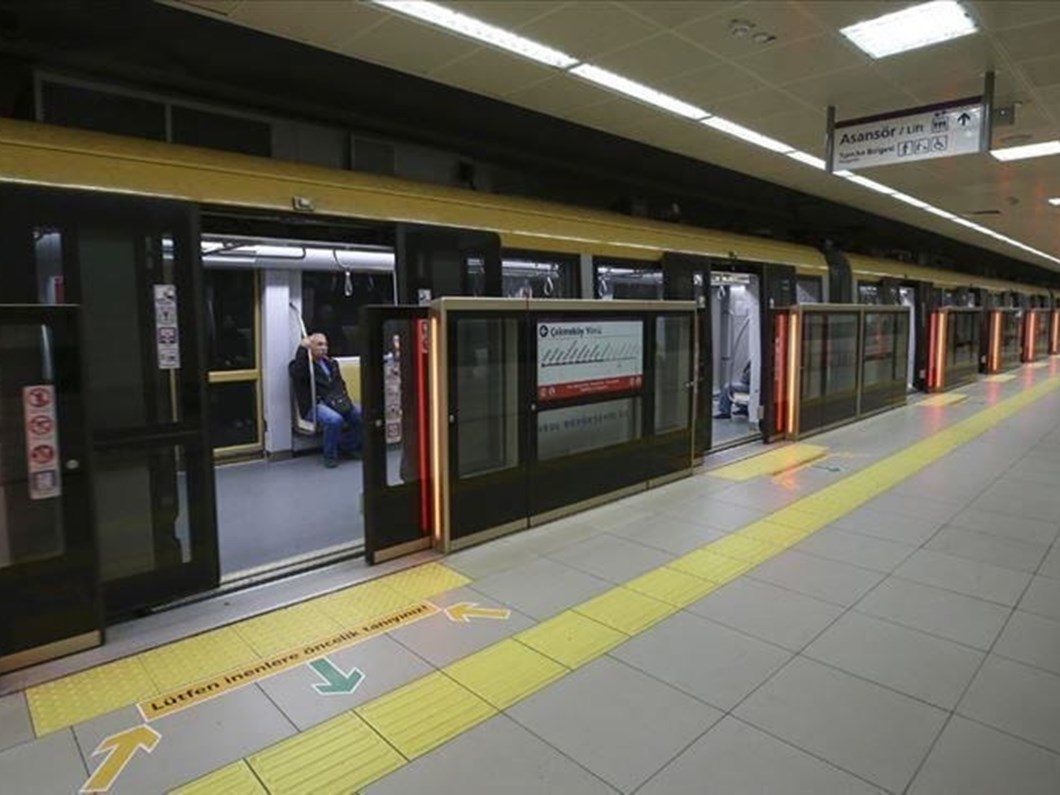 Istanbul Da Metro Seferlerine Corona Tedbiri Ntv
