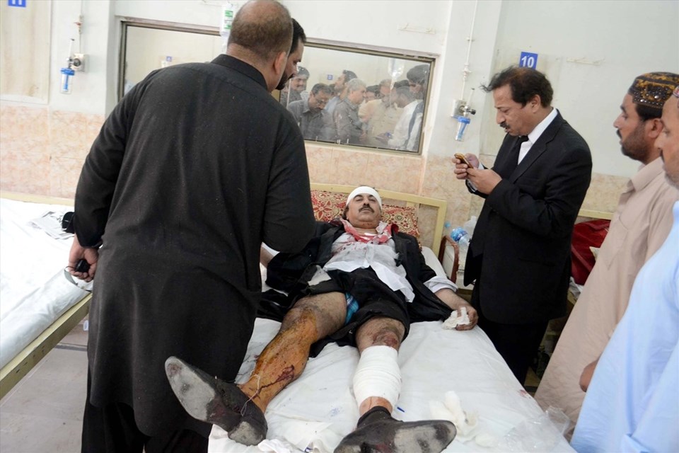Pakistan'da patlama: 42 ölü - 1
