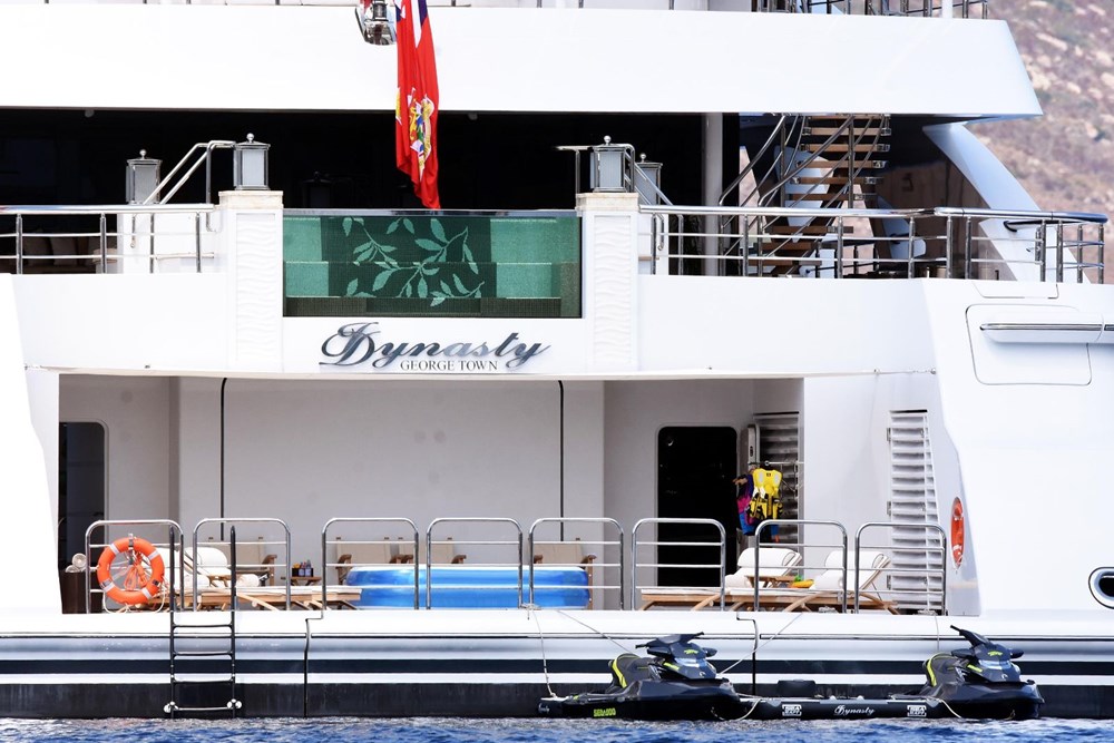 Kazak milyarder Alijan Ibragimov, ultra lüks motoryatıyla Bodrum&rsquo;da