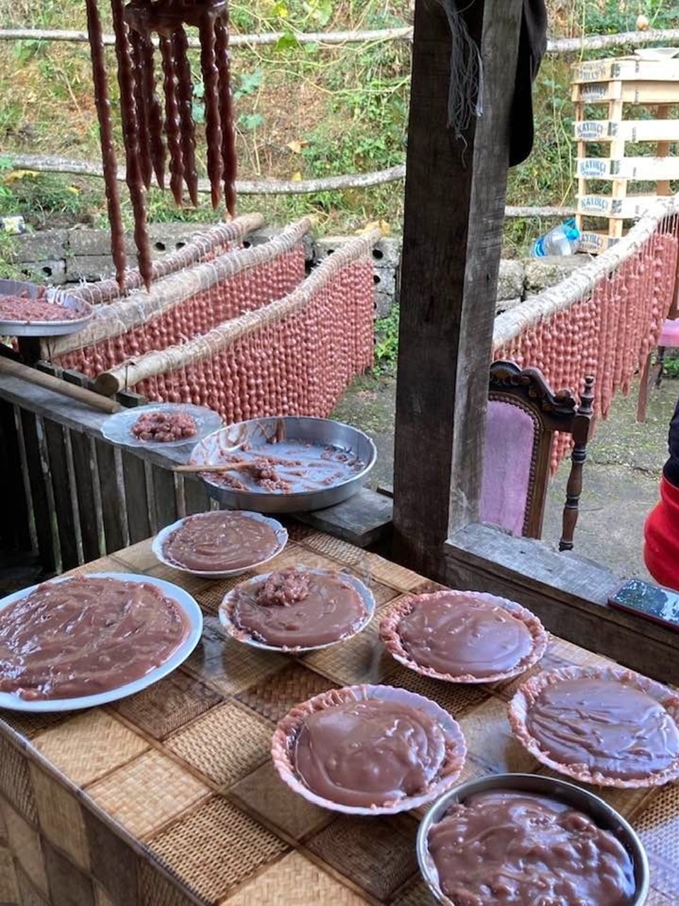 Arhavi'de kadınlar imece usulü köme pestil yapımına başladı - 2