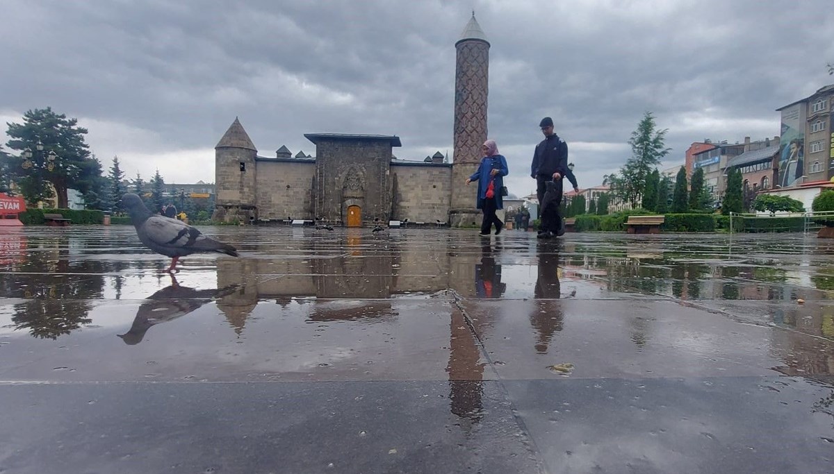 Meteoroloji'den Erzurum için sağanak yağış uyarısı