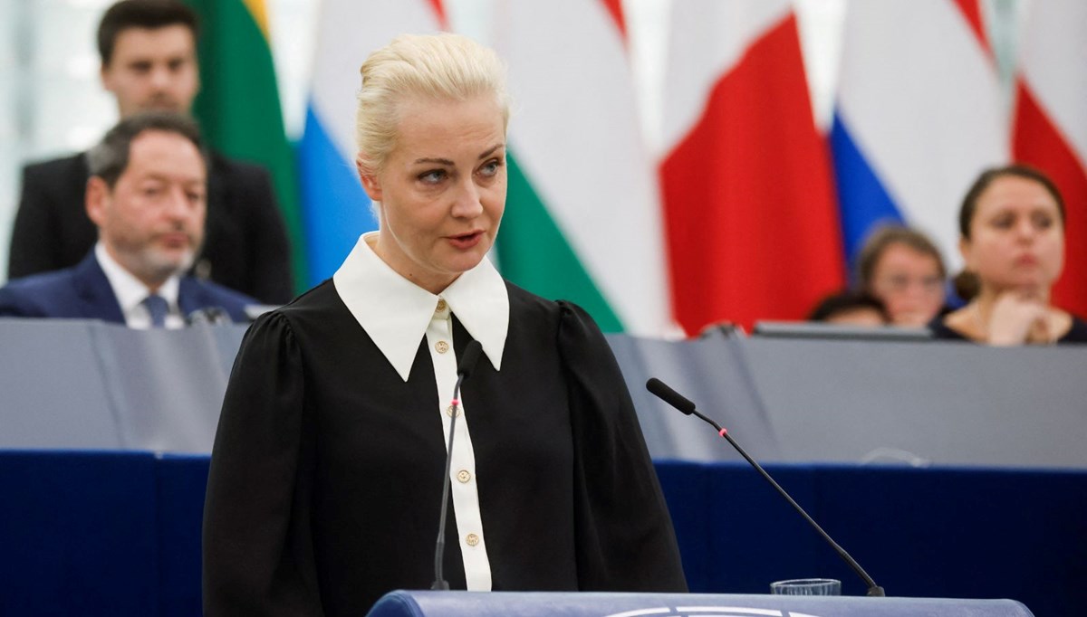Yulia Navalnaya'dan Ruslara Yulia Navalnaya'dan Ruslara