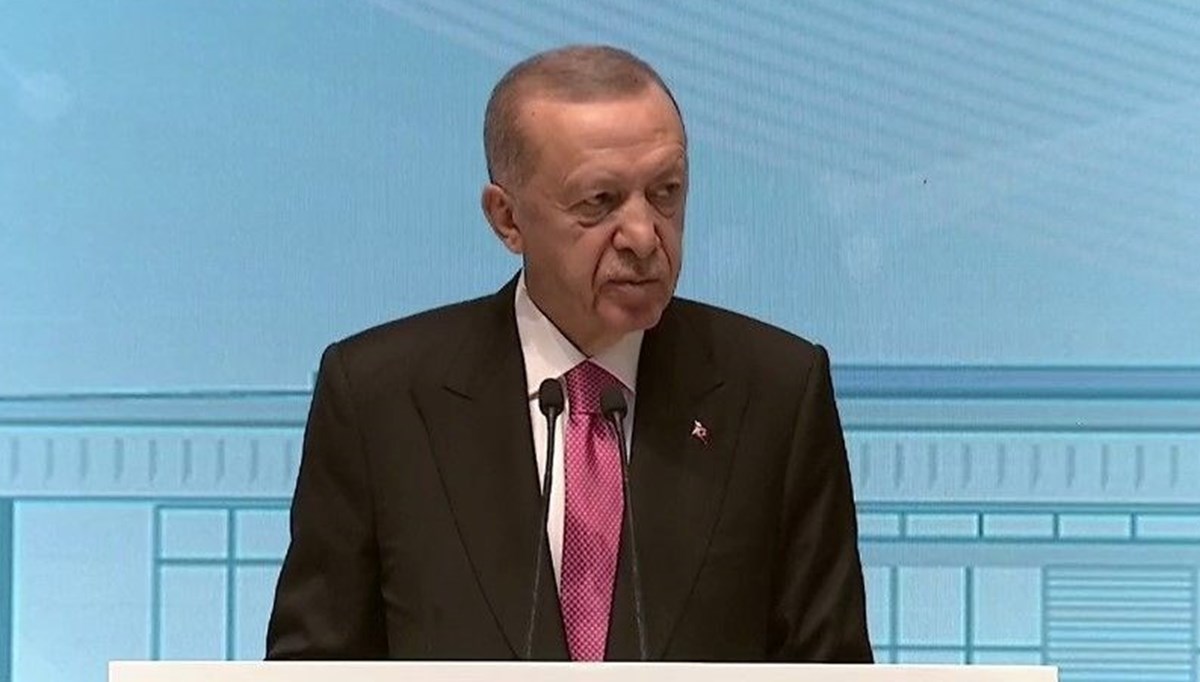 Cumhurbaşkanı Erdoğan: Prangaların sökülüp atılma zamanı geldi Cumhurbaşkanı Erdoğan: Prangaların sökülüp atılma zamanı geldi