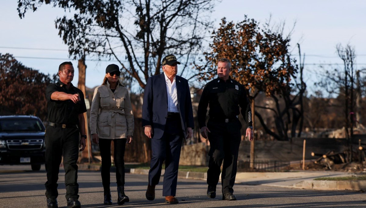 Trump, küle dönen Los Angeles'ı ziyaret etti: “Şehir bomba düşmüş gibi”