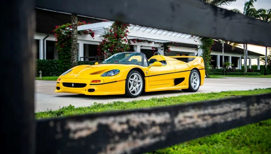 Dünyanın en pahalı Ferrari'si