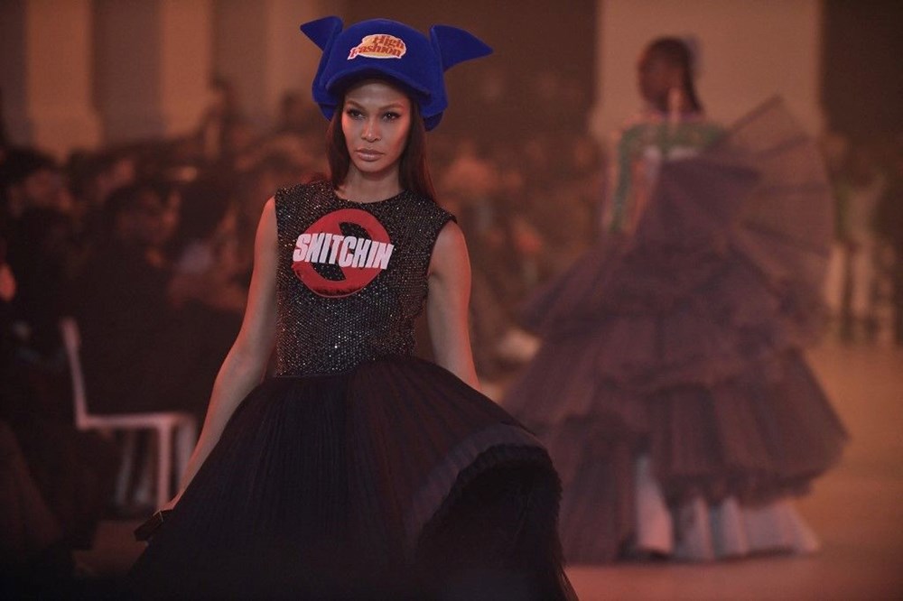 Genç yaşta kansere yenik düşen dahi tasarımcı Virgil Abloh anısına defilede yıldızlar geçidi - 13