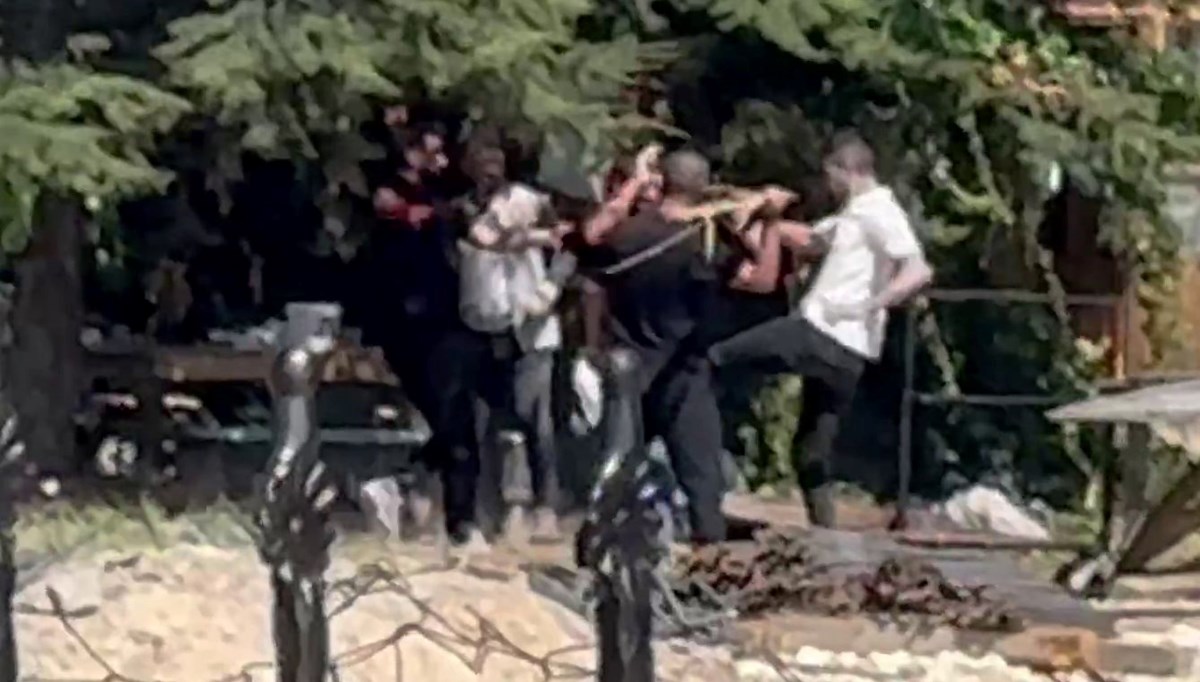 İşçiler ve müteahhit arasında alacak kavgası: 6 yaralı İşçiler ve müteahhit arasında alacak kavgası: 6 yaralı