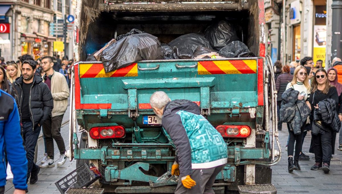 Toplu sözleşme görüşmeleri tıkandı: İstanbul'da çöp transfer işçileri greve gidiyor