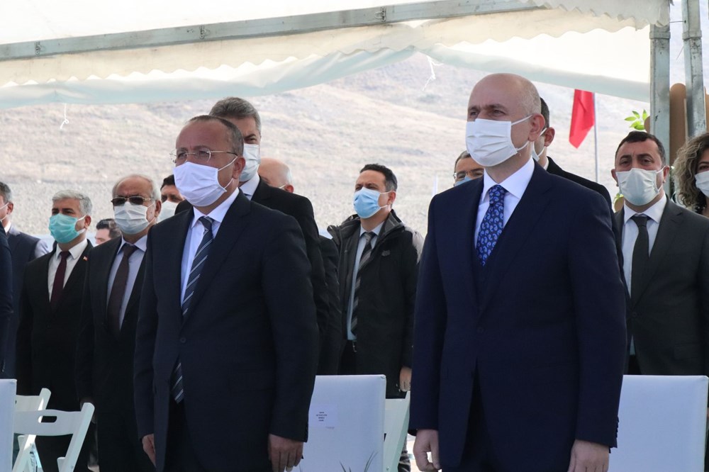 Bakan Karaismailoğlu: Aydın-Denizli Otoyolu seyahat süresini 1 saat 15 dakikaya düşürecek - 7