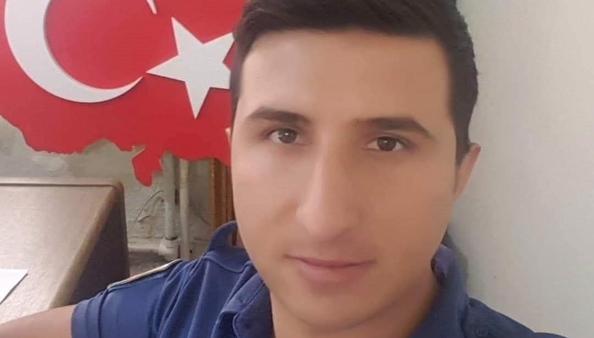 34 yaşındaki polis memuru geçirdiği kalp krizi sonucu hayatını kaybetti 34 yaşındaki polis memuru geçirdiği kalp krizi sonucu hayatını kaybetti