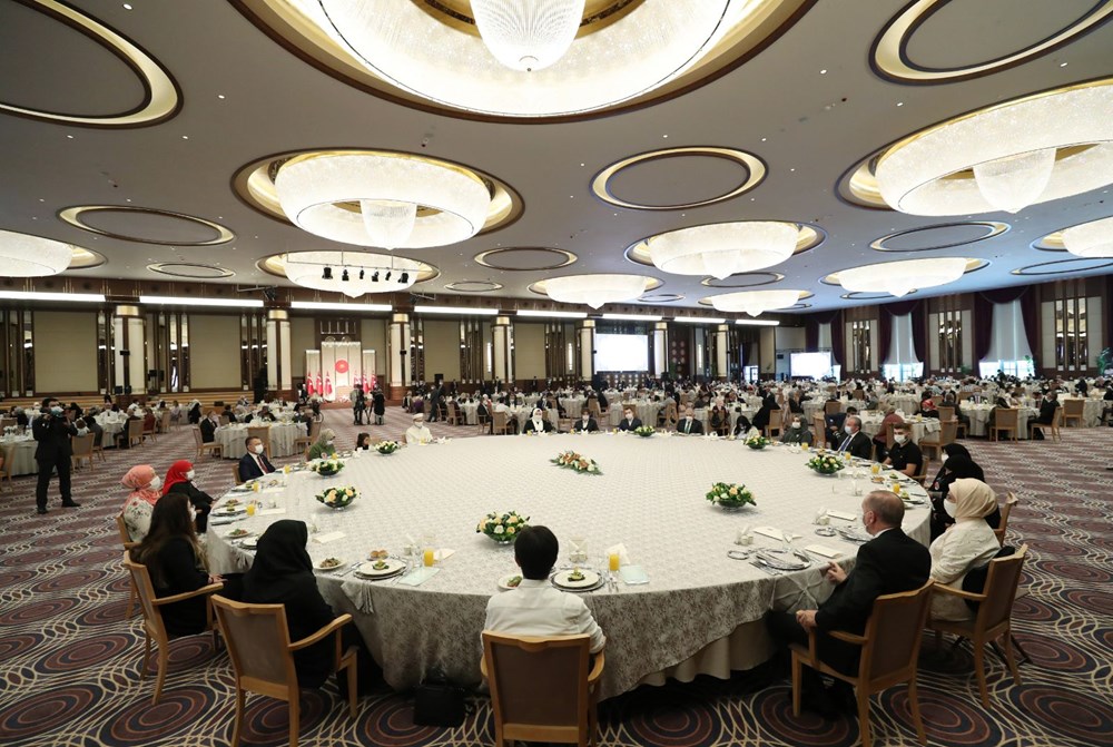 Cumhurbaşkanı Erdoğan: FETÖ'ye dünyayı dar ediyoruz - 10