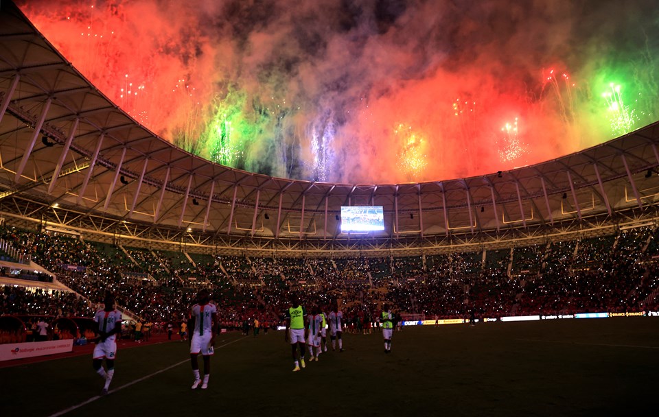 Afrika Uluslar Kupası'nda izdiham yaşanan Olembe Stadı'na CAF'tan yeşil ışık - 1