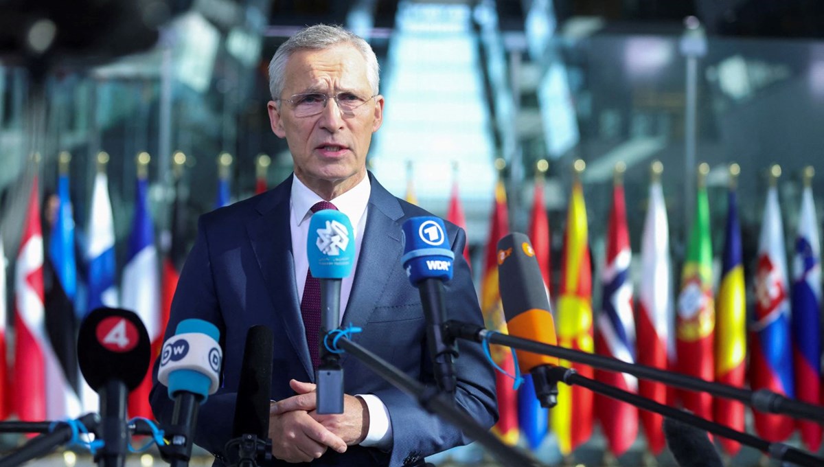 NATO savunma bakanları NATO savunma bakanları