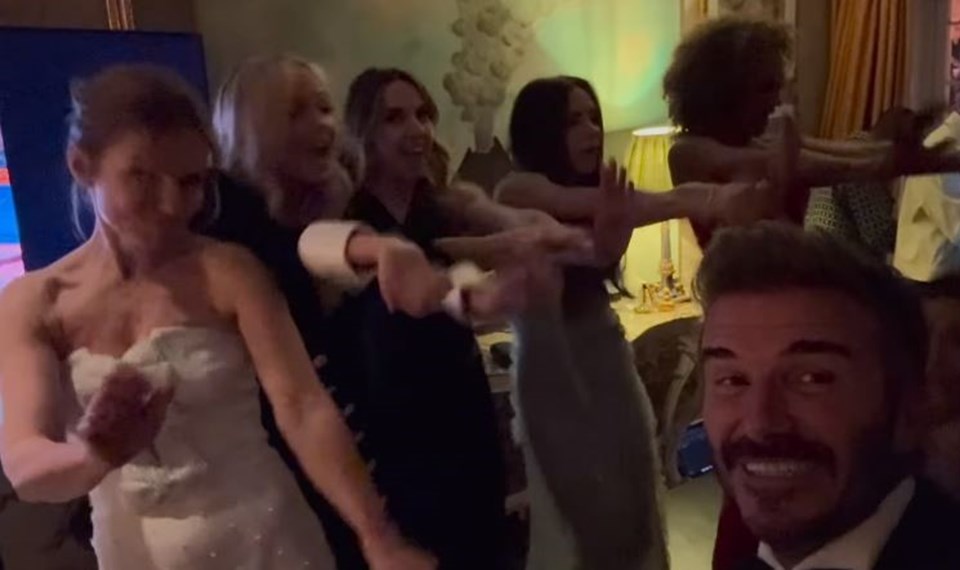 Spice Girls üyeleri Victoria Beckham'ın doğum gününde buluştu - 1