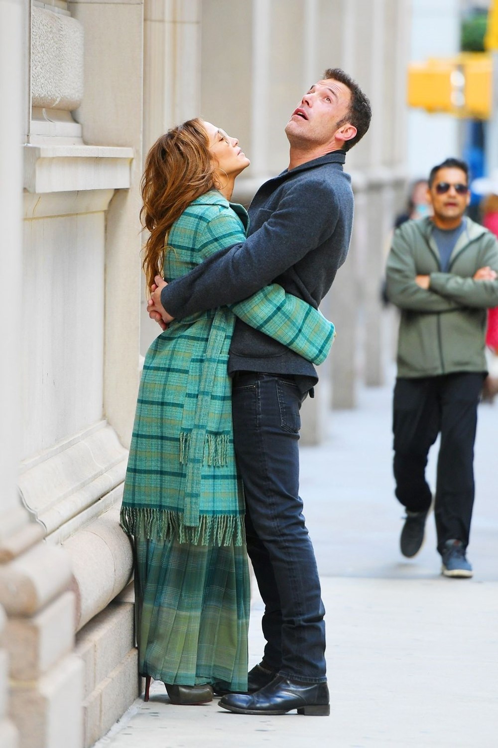Jennifer Lopez ve Ben Affleck New York sokaklarında - 7
