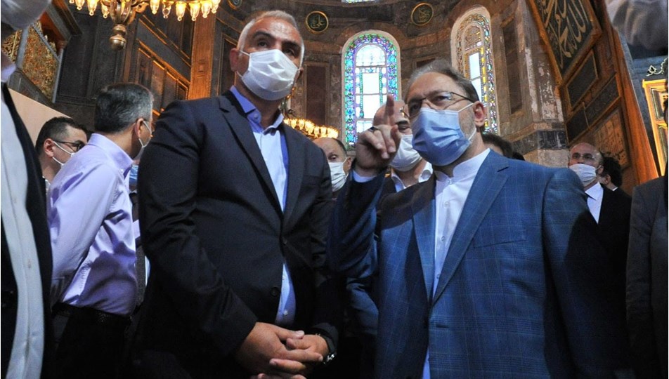 Bakan Ersoy ve Diyanet İşleri Başkanı Erbaş, Ayasofya'da incelemelerde bulundu