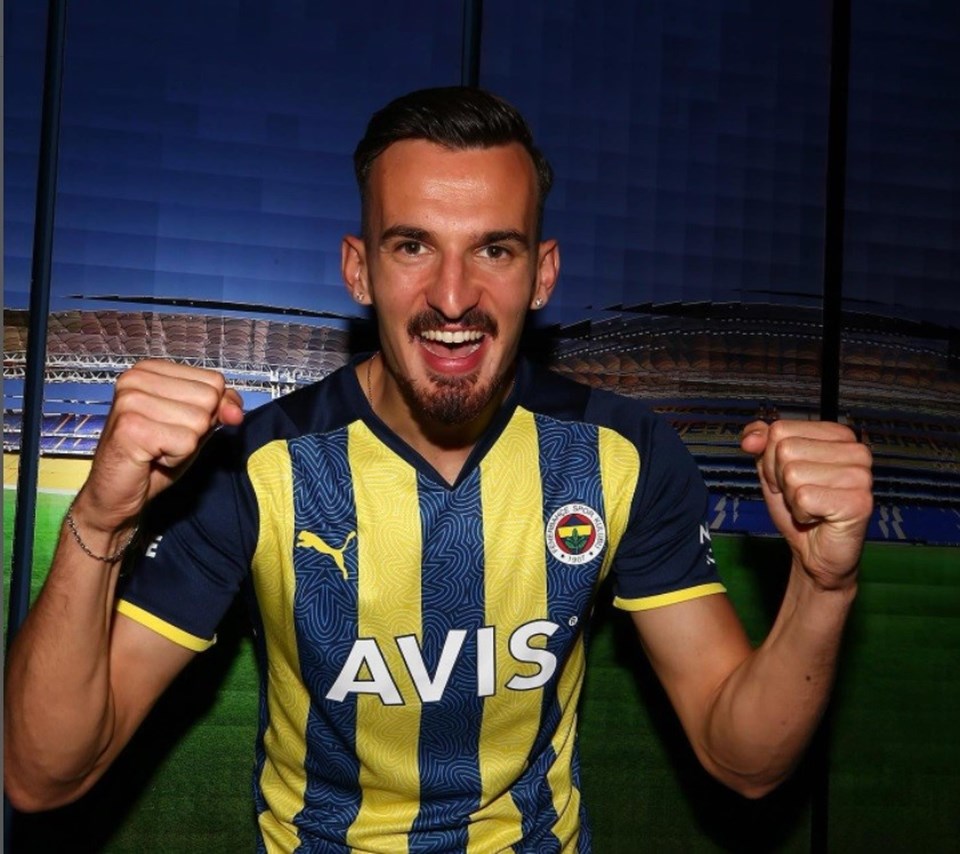 Sevgilisini dövdüğü iddia edilen Fenerbahçeli Berisha'ya uzaklaştırma kararı - 1