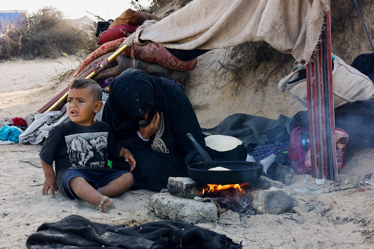 Yerinden edilen Filistinliler açlıkla da mücadele ediyor