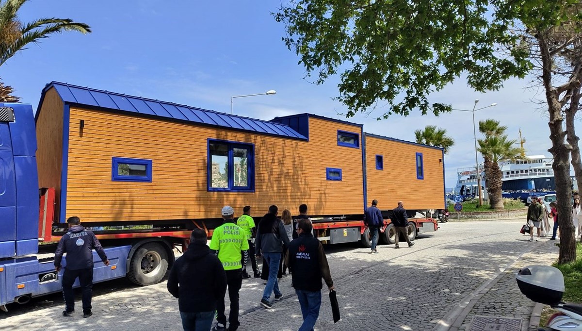 Bozcaada'da Tiny House yasağı: Elektrik ve su hizmeti verilmeyecek Bozcaada'da Tiny House yasağı: Elektrik ve su hizmeti verilmeyecek