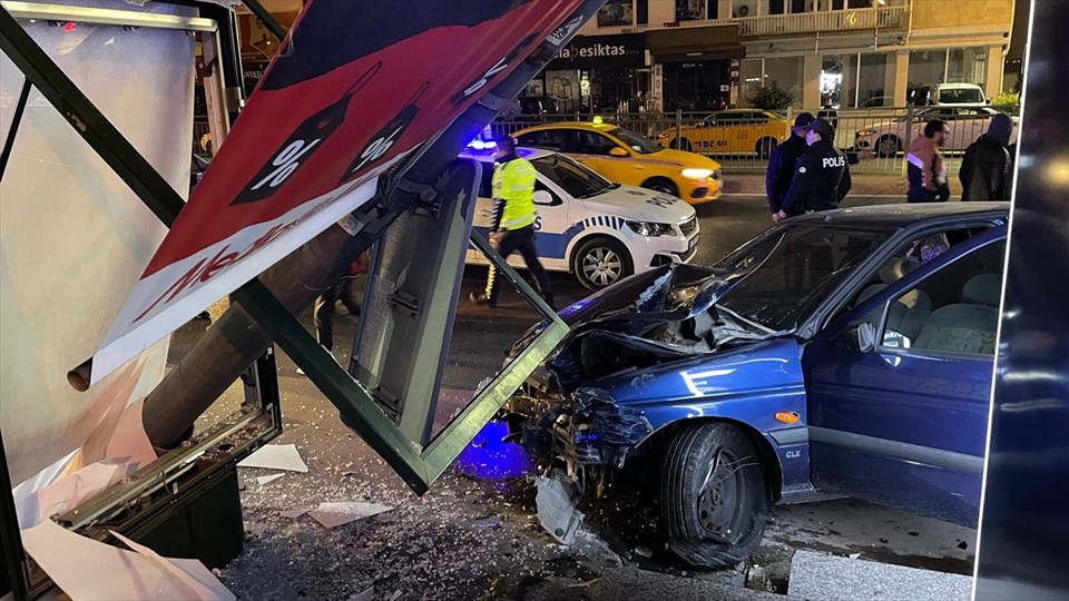 İstanbul Beşiktaş'ta trafik kazası: 2 yaralı - 1