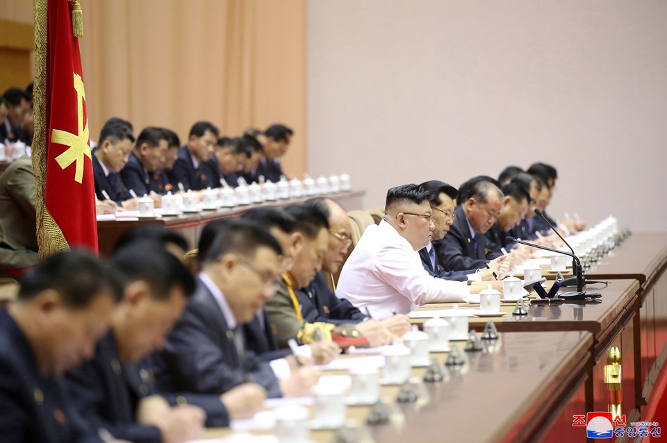 Kuzey Kore lideri Kim: Şimdiye kadarki en kötü durumla karşı karşıyayız - 2