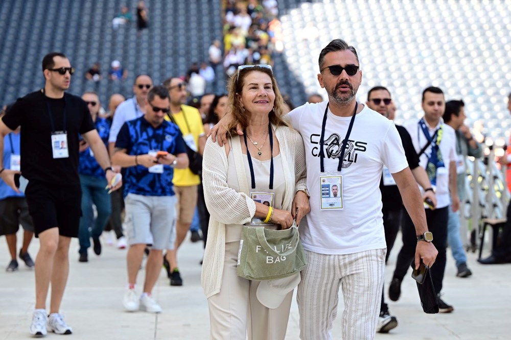 Fenerbahçe'de tarihi başkanlık seçimi | Rekor oy kullanıldı: Aziz Yıldırım mı, Ali Koç mu? - 10