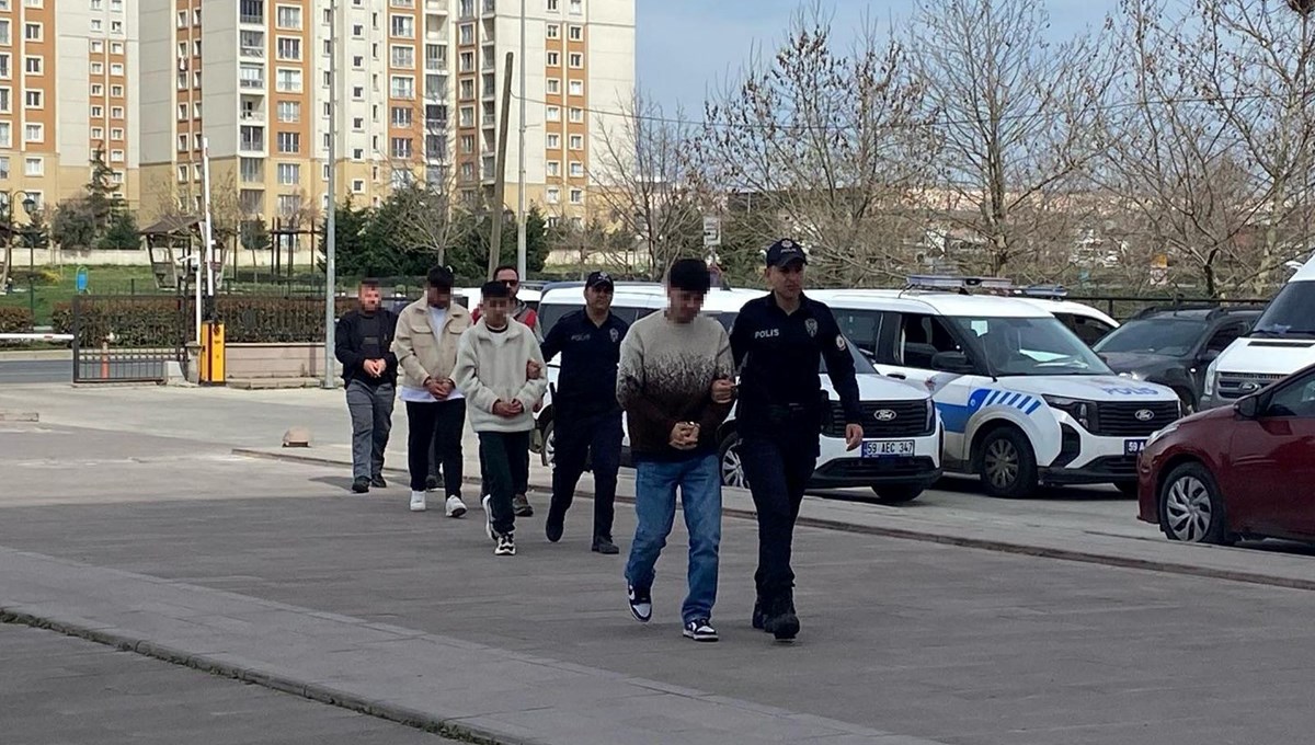 Tekirdağ’da ‘torbacı’ operasyonu: 3 kişi tutuklandı Tekirdağ’da ‘torbacı’ operasyonu: 3 kişi tutuklandı