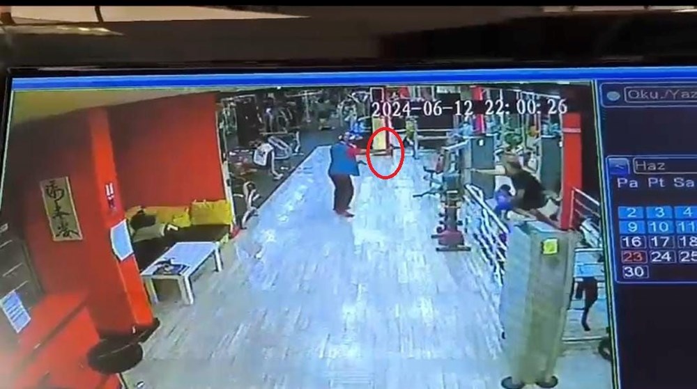 3 yaşındaki oğlunun gözü önünde öldürülmüştü! Kamera görüntüleri ortaya çıktı - 4