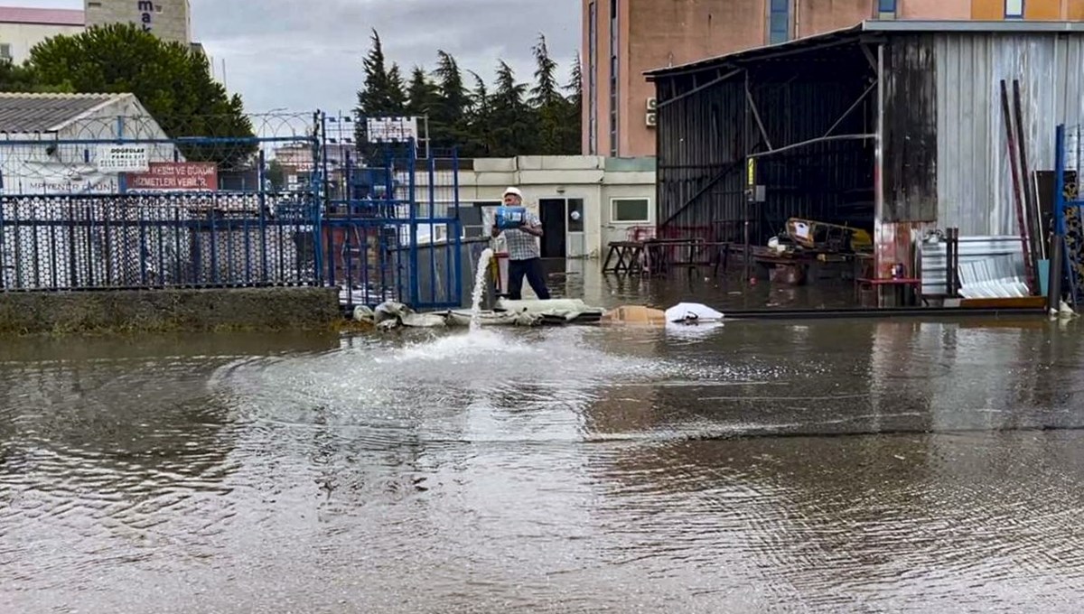 İstanbul'da yine sağanak vurdu