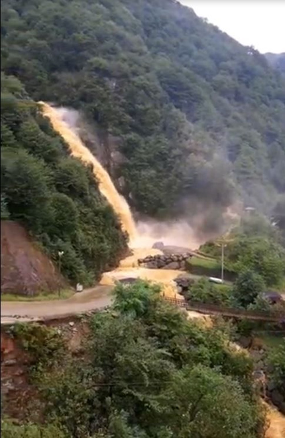 Uzmanlardan Karadeniz'de iklim değişikliği uyarısı: Sel ve heyelanlar artacak - 4